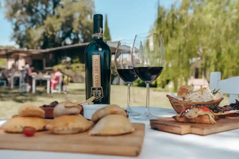 Picadas completas en Finca del Sacramento